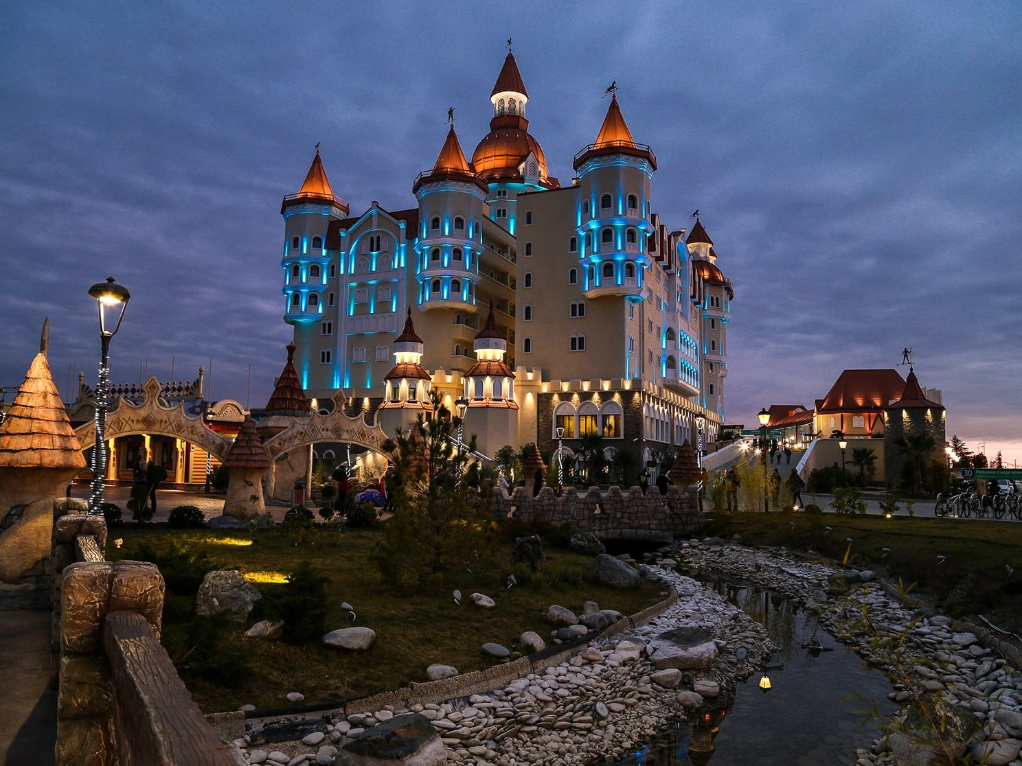 Отель-замок Богатырь