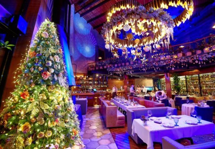 Какие рестораны будут работать в новогоднюю ночь 2021 в Москве