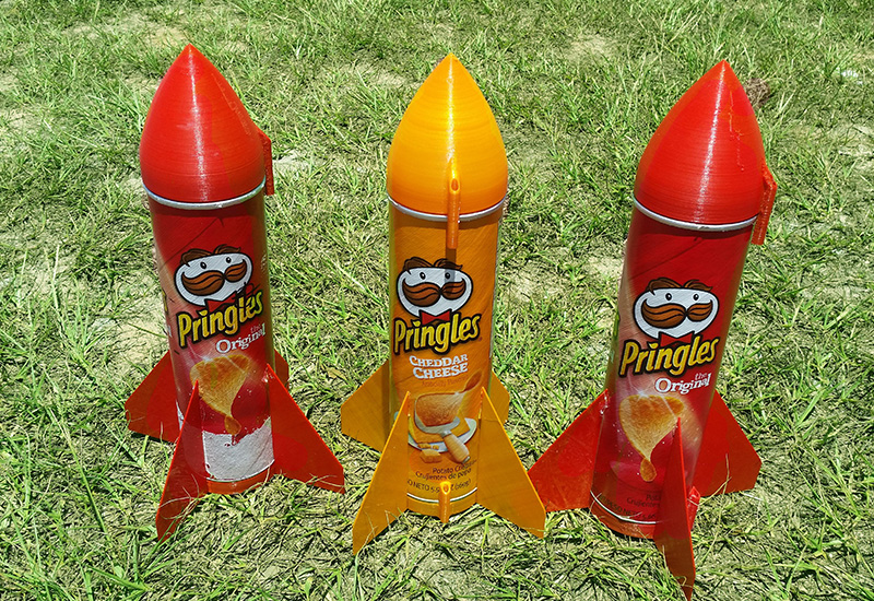 Ракеты из пластиковых бутылок ко дню космонавтики