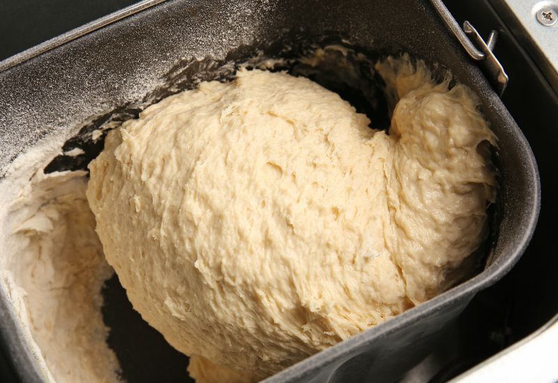 Кулич в хлебопечке по простому рецепту