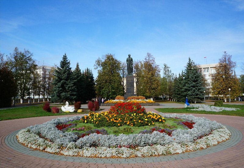 День города на площади Дзержинского