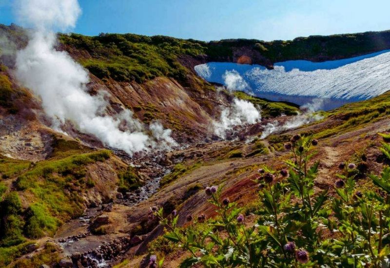 Малая долина гейзеров на Камчатке